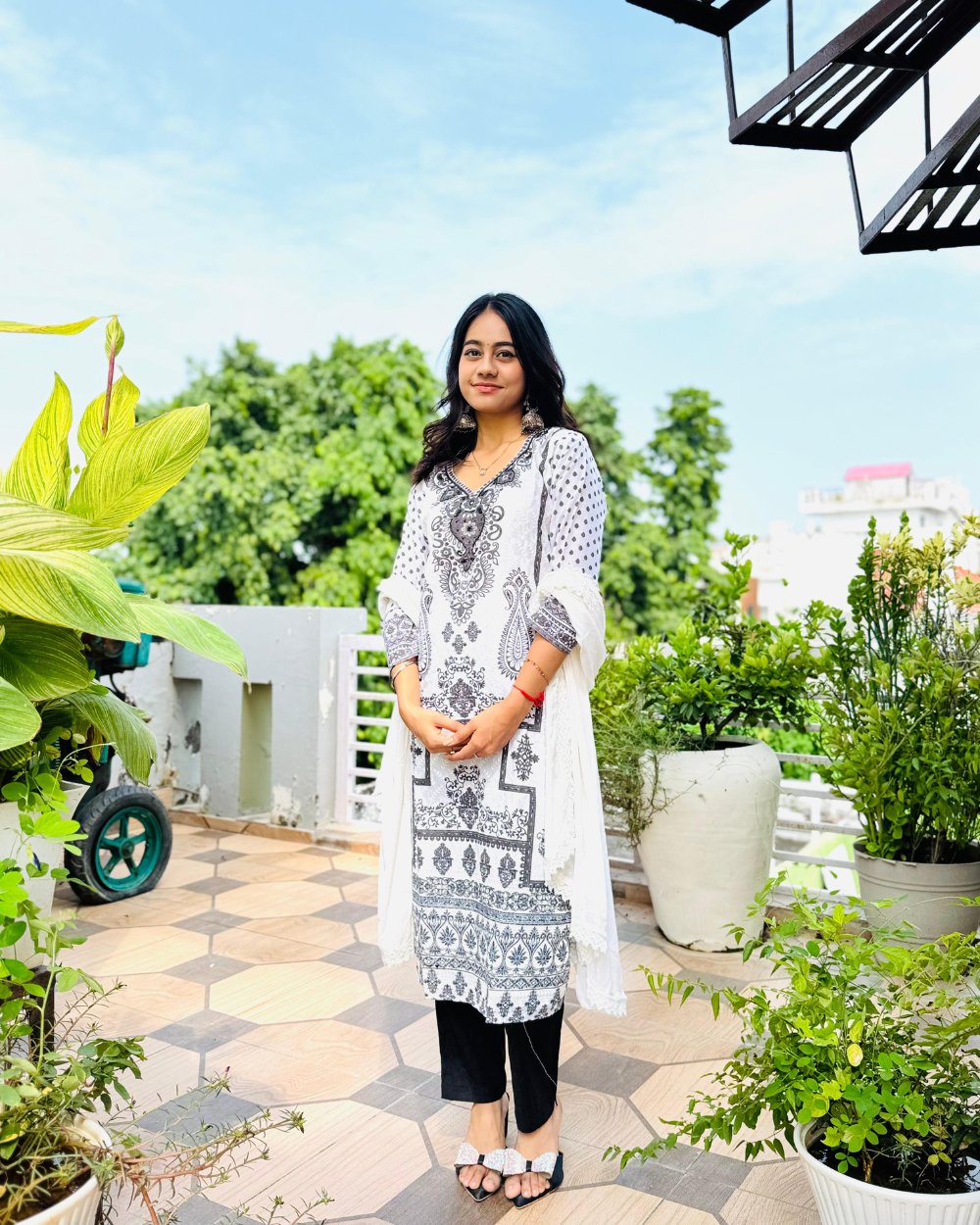 TANRAAYA White Beaded Kurta Pant with Dupatta set - Image 4