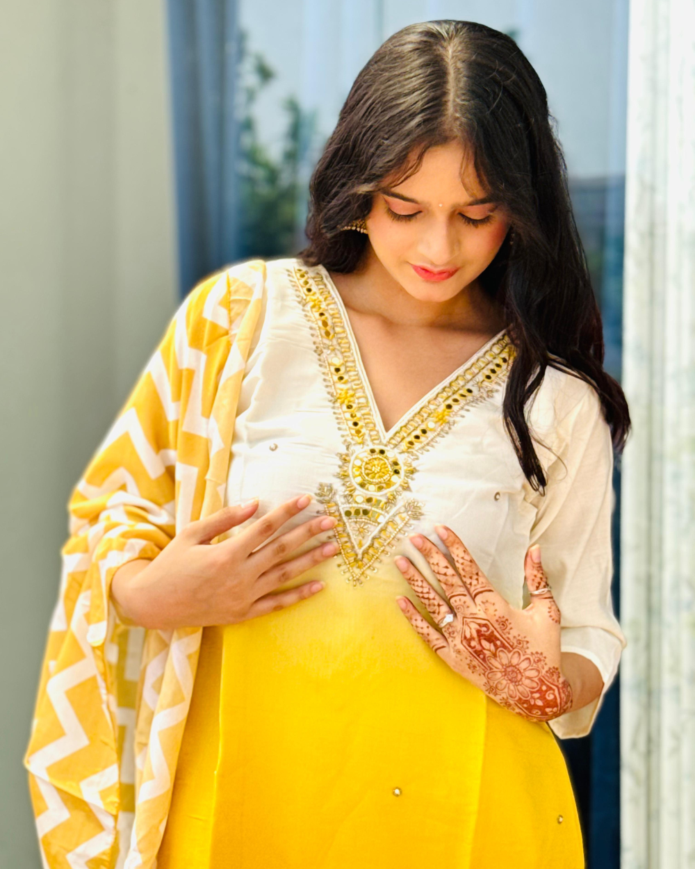 TANRAAYA Double Shaded White Yellow Kurta Set with Pattern Dupatta - Image 5