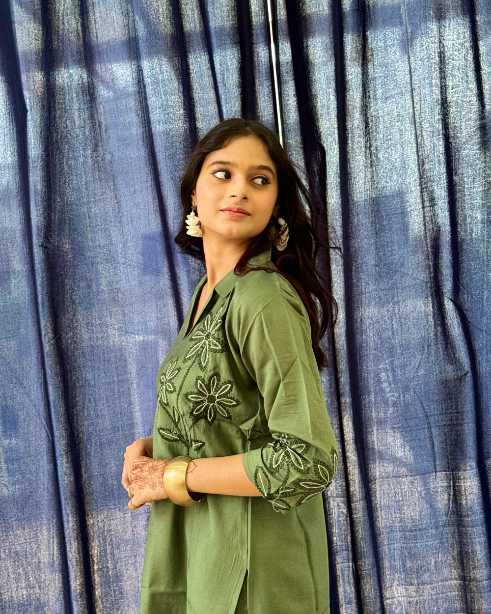 TANRAAYA Green Co-ord set with beaded floral pattern - Image 4