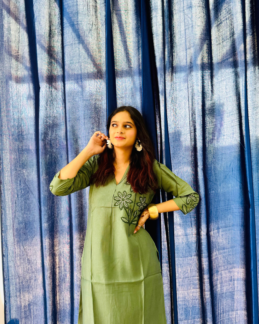 TANRAAYA Green Co-ord set with beaded floral pattern - Image 3