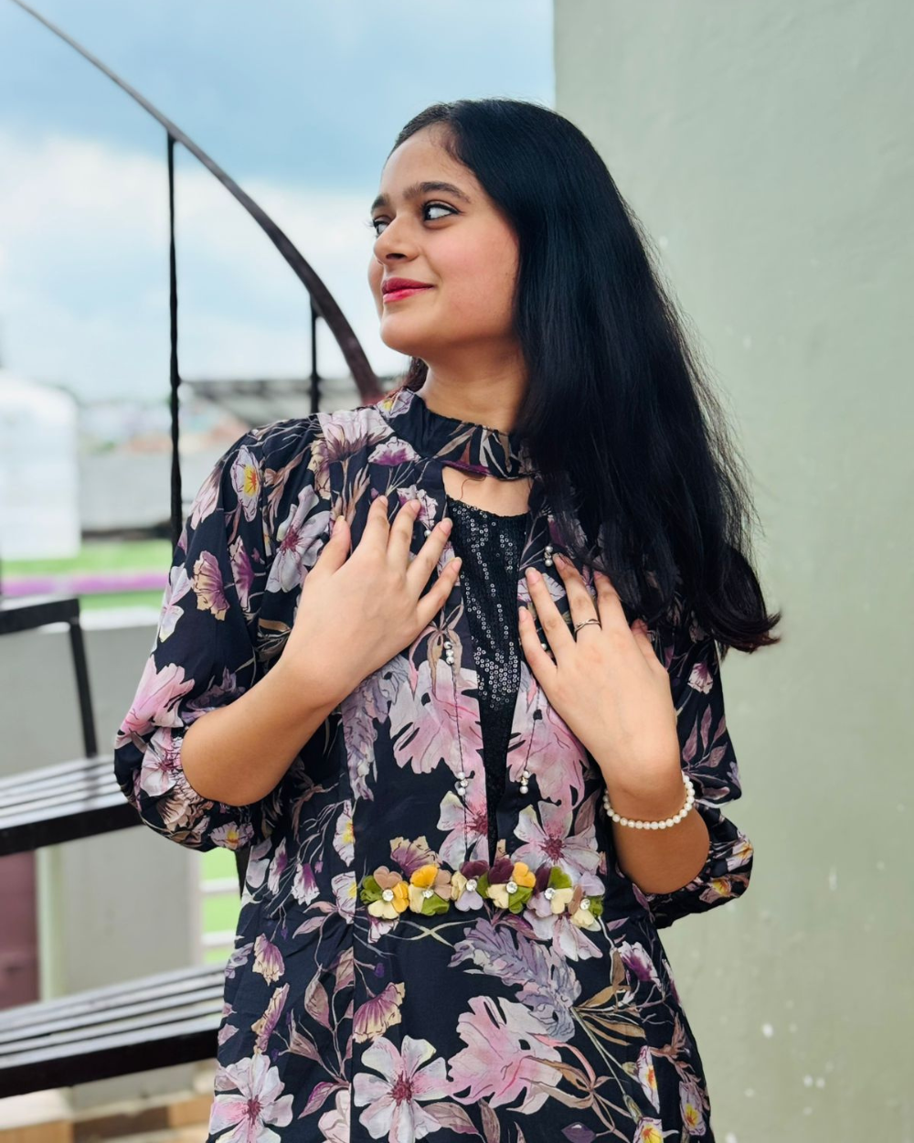 TANRAAYA Black Floral Print Asymmetrical Kurta set with Collar neck - Image 3