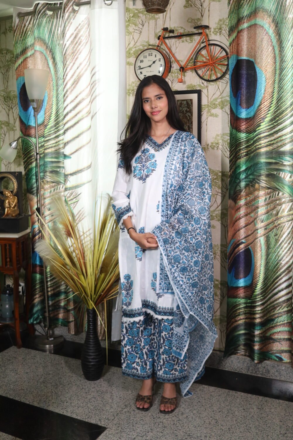 Shop Primary Image Shop Primary Image